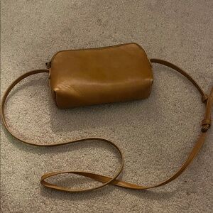 Universal Thread Mustard Yellow Crossbody Bag